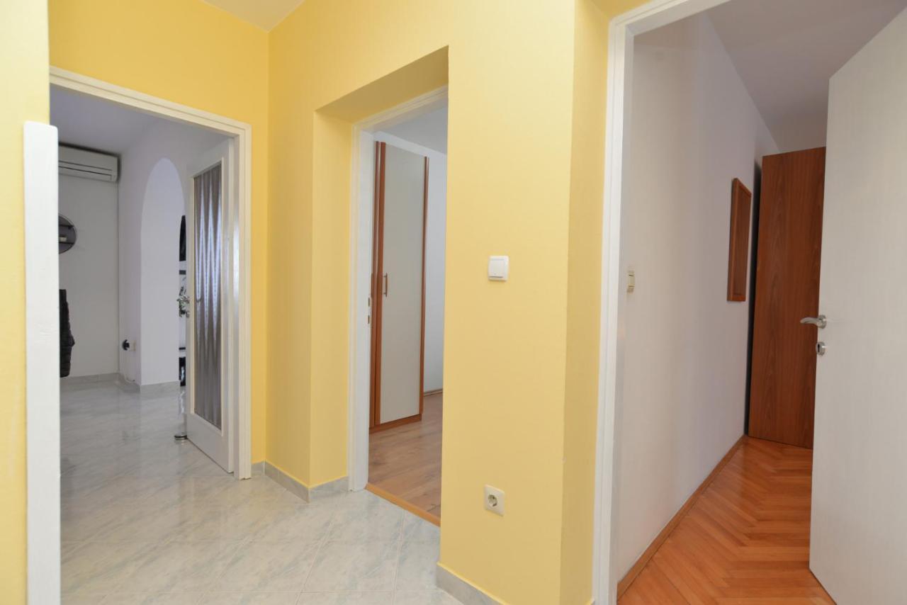Apartments Violete 742 Pula Exterior photo