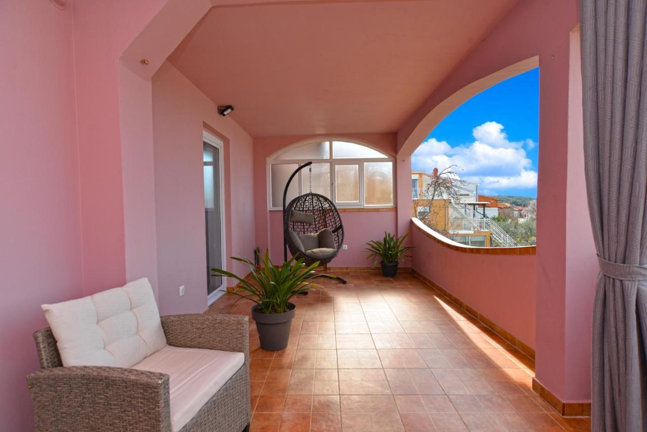 Apartments Violete 742 Pula Exterior photo